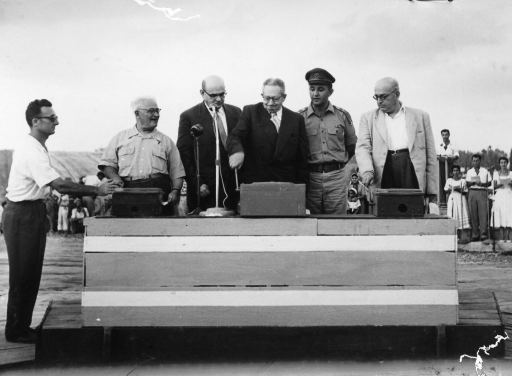 חנוכת מפעל ההשקיה ירקון נגב, 19 ביולי 1955 ( PHGYOS\852248)