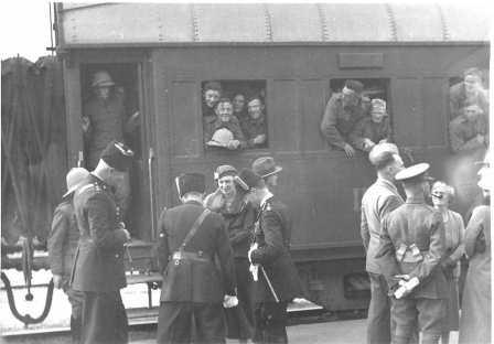 חילופי כוחות של הצבא הבריטי בתחנת הרכבת בירושלים, 21.12.1933