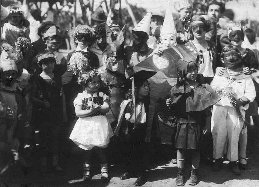 The winning costumes at the Purim carnival held in Tel Aviv, 1925