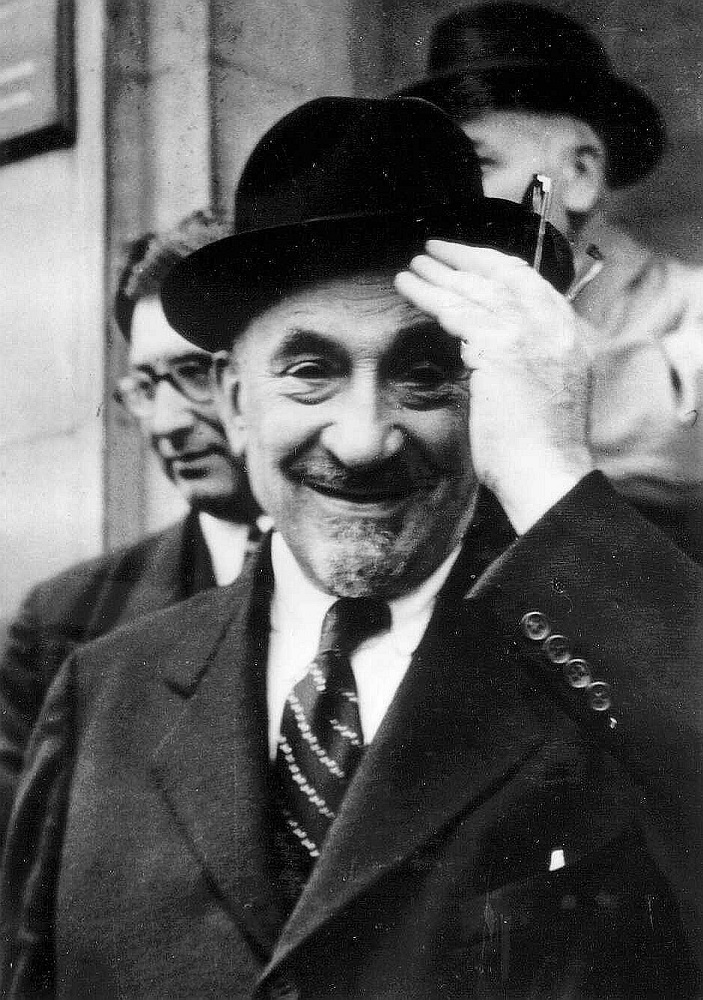 חיים ויצמן, 1945