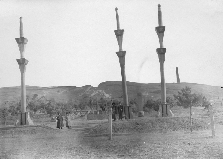 הצבא הרוסי בסין, מנופי המקום (PHAL\1660138​)