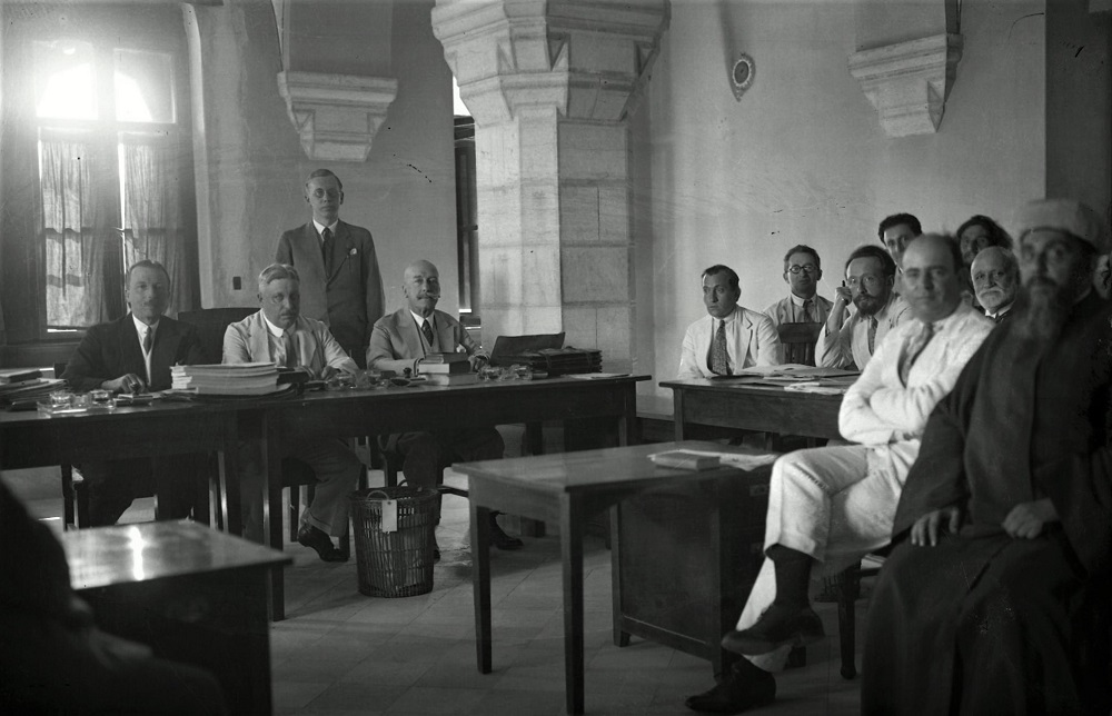 ועדת הכותל המערבי בפגישה עם חברי המשלחת היהודית (NZO\627601)