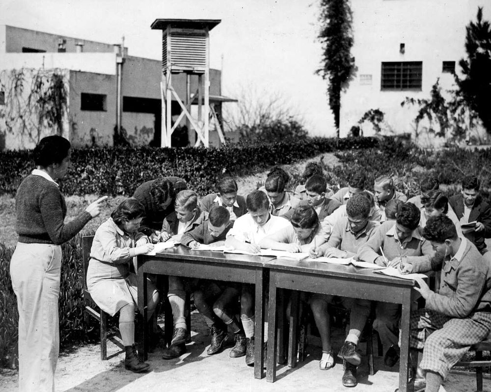 התחנה האקלימית ב"עיינות", 1943