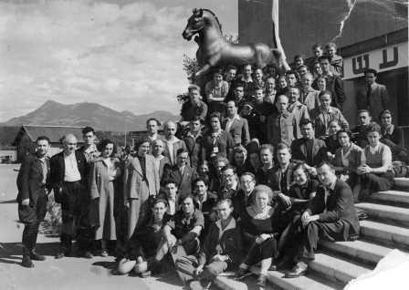 The members of Mapai at the 19th Zionist Congress, 1935 (PHG\1029173)