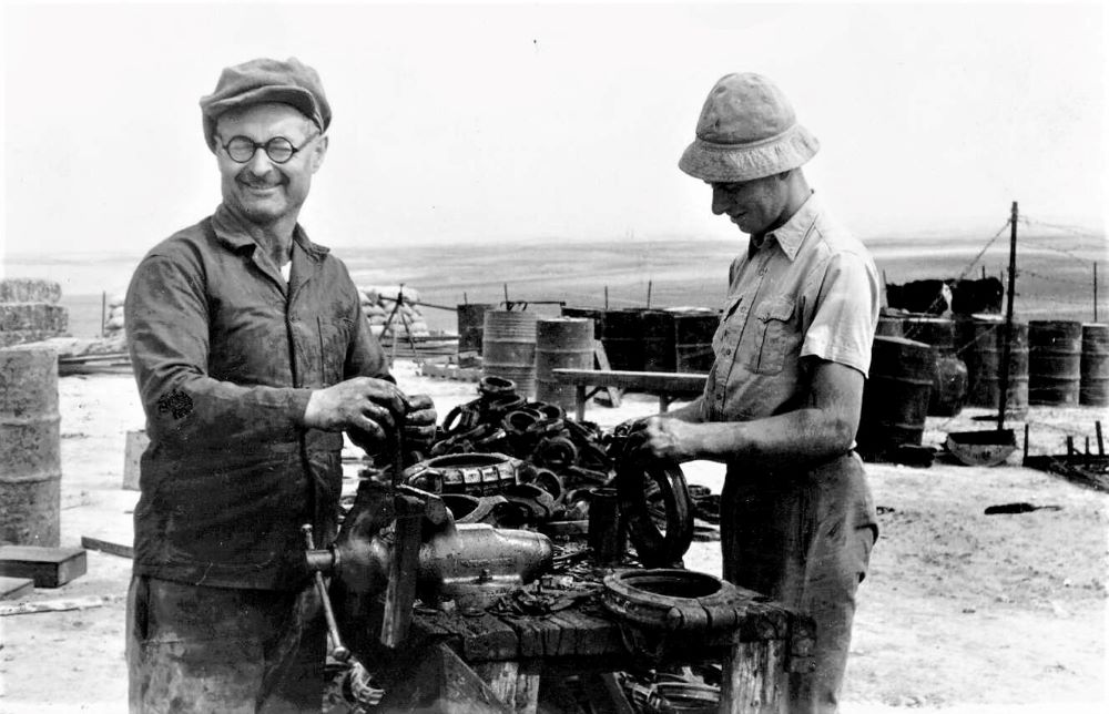 סידור אספקת המים ליישובי הנגב והכשרת המתיישבים בניר-עם בשימוש המכונות, 1947